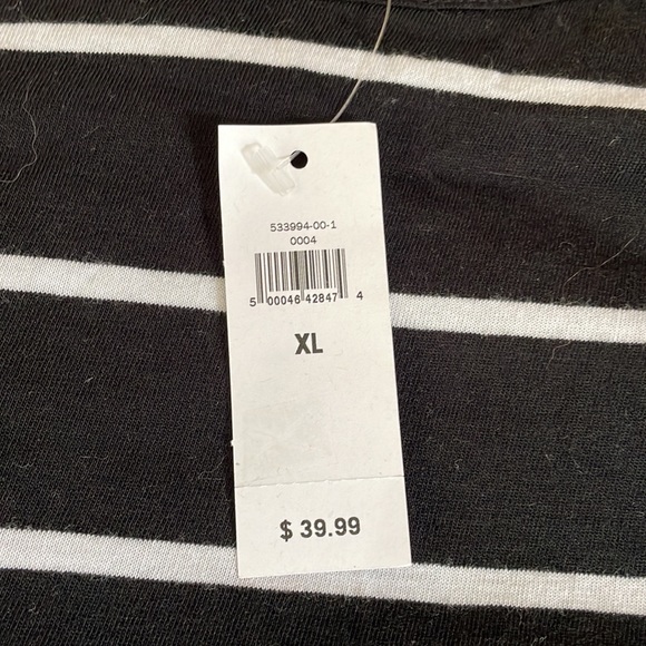 BANANA REPUBLIC BLACK AND WHITE STRIPED LONG SLEEVE NWT - Picture 3 of 3